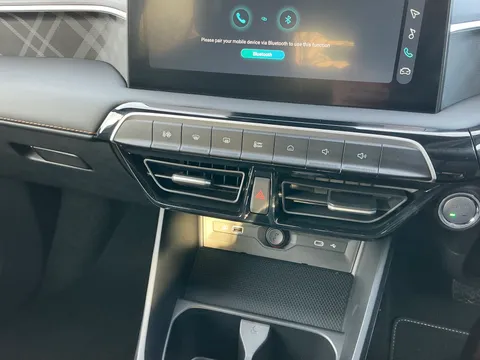 DG75NFY Mg Motor Uk Mg3 1.5 Hybrid Trophy 5dr Auto Thumbnail #25