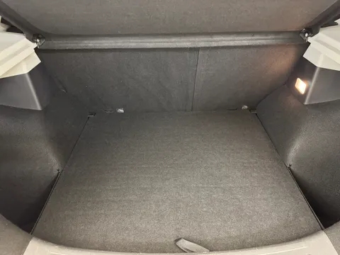 DL22RGO Mg Motor Uk Zs 1.5 VTi-TECH Exclusive 5dr Thumbnail #9