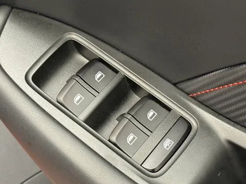 DL22RGO Mg Motor Uk Zs 1.5 VTi-TECH Exclusive 5dr Thumbnail #17