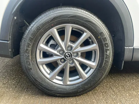 MM75OZB Mazda CX-5 2.0 e-Skyactiv G MHEV Centre-Line 5dr Thumbnail #12