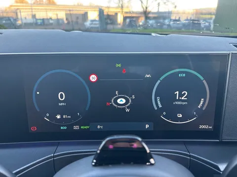 MT75EVL Hyundai Santa Fe 1.6 TGDi Plug-in Hybrid Calligraphy 5dr 4WD Auto Thumbnail #12