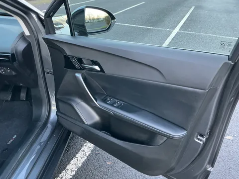 DG75NFL Mg Motor Uk Mg4 150kW Trophy EV Long Range 64kWh 5dr Auto Thumbnail #31