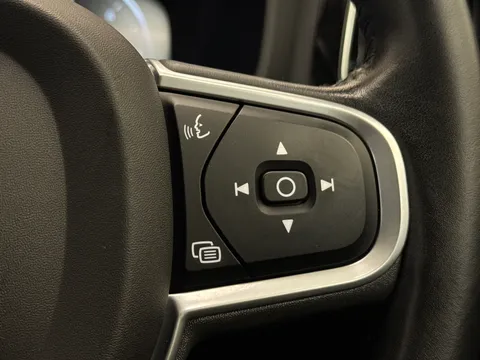 34 of 43 for Volvo V60 2.0 D3 Momentum 5dr Auto