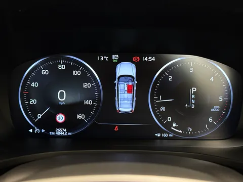 38 of 43 for Volvo V60 2.0 D3 Momentum 5dr Auto