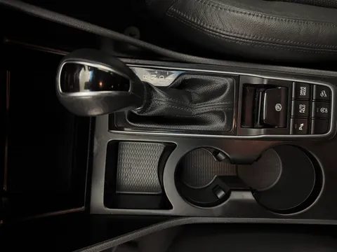 NL17SXZ Hyundai Tucson 1.7 CRDi Blue Drive Premium 5dr 2WD DCT Thumbnail #14