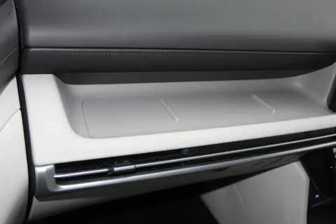 EA74GFX Hyundai Tucson 1.6T 48V MHD Ultimate 5dr DCT Thumbnail #35