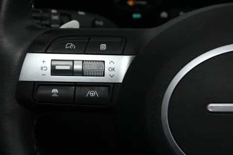 EA74GFX Hyundai Tucson 1.6T 48V MHD Ultimate 5dr DCT Thumbnail #24