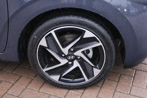 EA25YNC Hyundai i10 1.2 [79] Premium 5dr Auto [Nav] Thumbnail #11