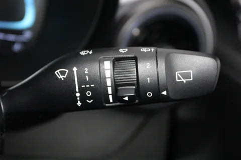 EA25YNC Hyundai i10 1.2 [79] Premium 5dr Auto [Nav] Thumbnail #25