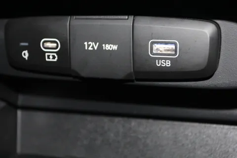 EA25YNC Hyundai i10 1.2 [79] Premium 5dr Auto [Nav] Thumbnail #27