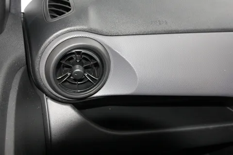 MJ75ENN Hyundai i10 1.0 [63] Advance 5dr Auto [Nav] Thumbnail #28