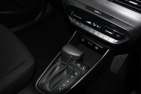 EA25AYD Hyundai i20 1.0T GDi Premium 5dr DCT Thumbnail #20