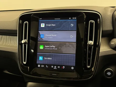 DT74JWE Volvo XC40 2.0 B3P Ultra Dark 5dr Auto Thumbnail #24