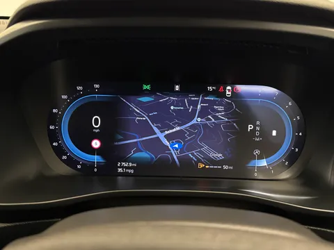 DT74JWE Volvo XC40 2.0 B3P Ultra Dark 5dr Auto Thumbnail #28