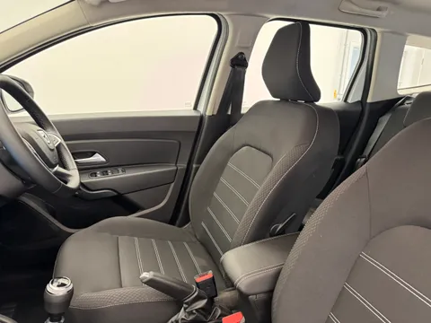 DN23RJZ Dacia Duster 1.0 TCe 90 Comfort 5dr Thumbnail #20