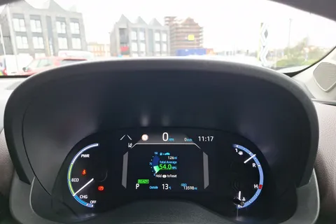 SP23XBV Toyota Yaris Cross 1.5 Hybrid Excel 5dr CVT Thumbnail #12