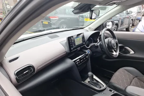 SP23XBV Toyota Yaris Cross 1.5 Hybrid Excel 5dr CVT Thumbnail #31