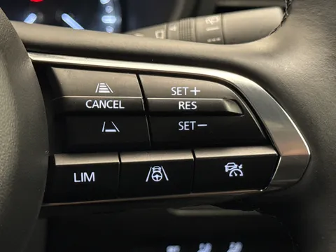 DV75NRL Mazda Mazda3 2.5 e-Skyactiv G MHEV [140] Takumi 5dr Thumbnail #27