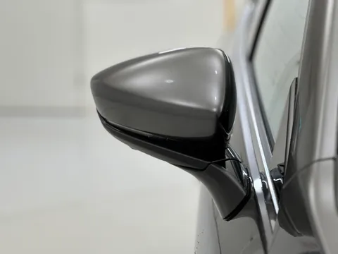 DV75NRL Mazda Mazda3 2.5 e-Skyactiv G MHEV [140] Takumi 5dr Thumbnail #39