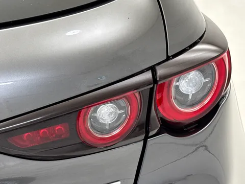 DV75NRL Mazda Mazda3 2.5 e-Skyactiv G MHEV [140] Takumi 5dr Thumbnail #42