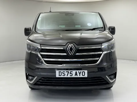 DS75AYO Renault Trafic SL28 Blue dCi 150 Extra [Safety] 9 Seater Thumbnail #4