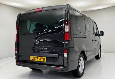 DS75AYO Renault Trafic SL28 Blue dCi 150 Extra [Safety] 9 Seater Thumbnail #6