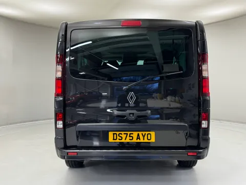 DS75AYO Renault Trafic SL28 Blue dCi 150 Extra [Safety] 9 Seater Thumbnail #7