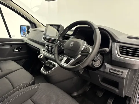 DS75AYO Renault Trafic SL28 Blue dCi 150 Extra [Safety] 9 Seater Thumbnail #19