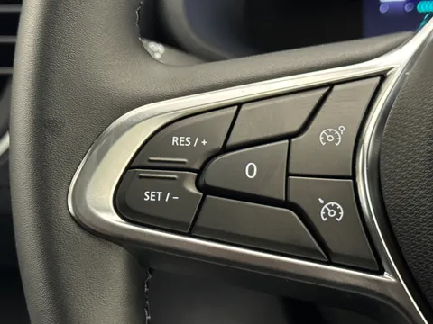 DS75AYO Renault Trafic SL28 Blue dCi 150 Extra [Safety] 9 Seater Thumbnail #20