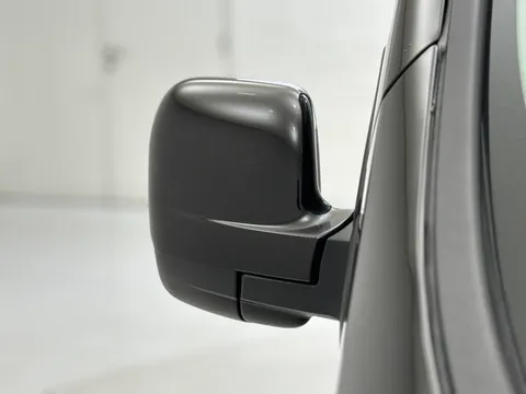 DS75AYO Renault Trafic SL28 Blue dCi 150 Extra [Safety] 9 Seater Thumbnail #29