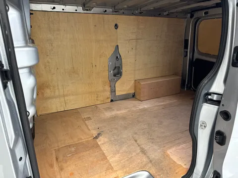 DY25KOA Renault Trafic LL30 Blue dCi 150 Extra Sport [Safety] Van Thumbnail #10