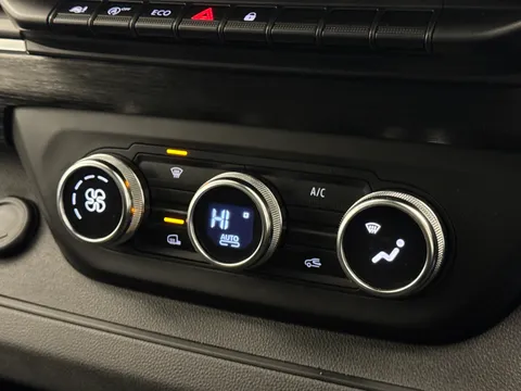 DY25KOA Renault Trafic LL30 Blue dCi 150 Extra Sport [Safety] Van Thumbnail #23