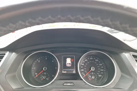 VE66NCF Volkswagen Tiguan 2.0 TDi 150 SE 5dr Thumbnail #12