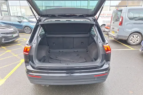 VE66NCF Volkswagen Tiguan 2.0 TDi 150 SE 5dr Thumbnail #20