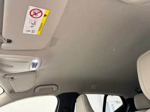 KR20OKT Volvo XC40 1.5 T3 [163] Momentum 5dr Thumbnail #26