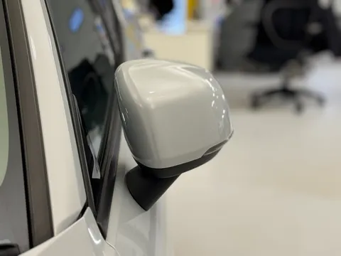 KR20OKT Volvo XC40 1.5 T3 [163] Momentum 5dr Thumbnail #41