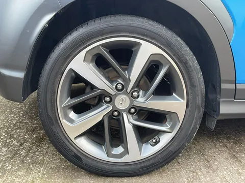 MJ69RVV Hyundai Kona 1.0T GDi Blue Drive Premium 5dr Thumbnail #11