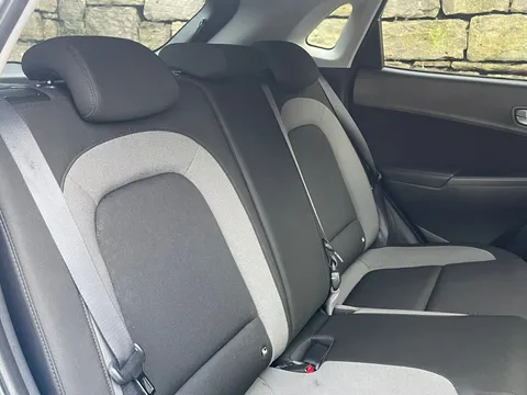 MJ69RVV Hyundai Kona 1.0T GDi Blue Drive Premium 5dr Thumbnail #24