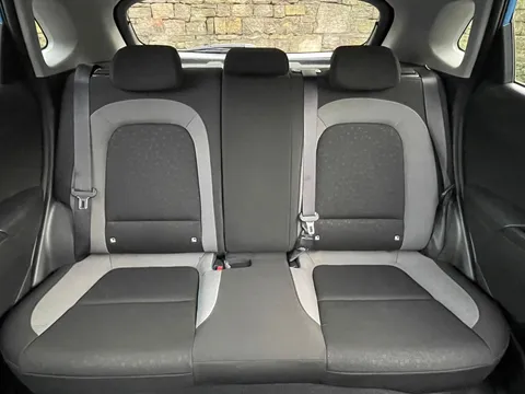 MJ69RVV Hyundai Kona 1.0T GDi Blue Drive Premium 5dr Thumbnail #26