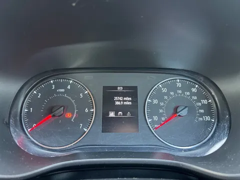 DL71XZN Dacia Sandero Stepway 1.0 TCe Prestige 5dr CVT Thumbnail #12