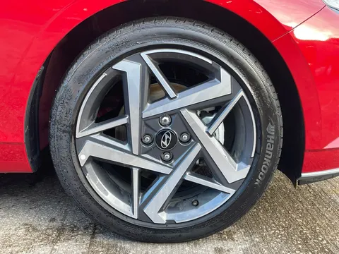 MT75JJF Hyundai i20 1.0T GDi Premium 5dr Thumbnail #11