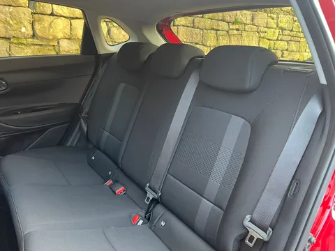 MT75JJF Hyundai i20 1.0T GDi Premium 5dr Thumbnail #26