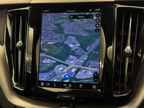 LA71ADU Volvo XC60 2.0 T6 Recharge PHEV R DESIGN 5dr AWD Auto Thumbnail #34