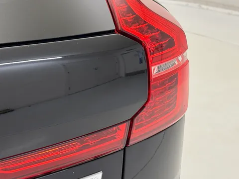 LA71ADU Volvo XC60 2.0 T6 Recharge PHEV R DESIGN 5dr AWD Auto Thumbnail #42
