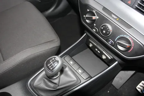 DC75CYO Hyundai Bayon 1.0 TGDi Advance 5dr Thumbnail #25