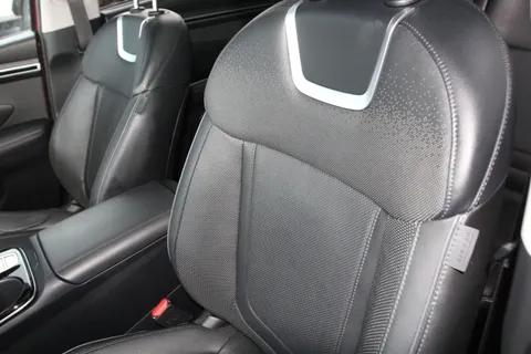 EK21NYB Hyundai Tucson 1.6 TGDi Hybrid 230 Ultimate 5dr 2WD Auto Thumbnail #11