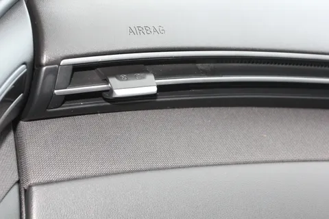 EK21NYB Hyundai Tucson 1.6 TGDi Hybrid 230 Ultimate 5dr 2WD Auto Thumbnail #13