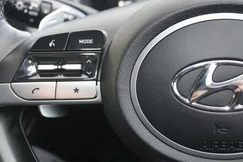 EK21NYB Hyundai Tucson 1.6 TGDi Hybrid 230 Ultimate 5dr 2WD Auto Thumbnail #28