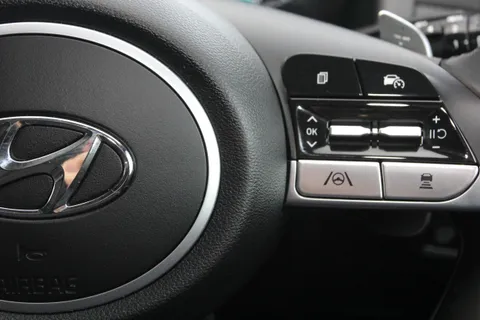 EK21NYB Hyundai Tucson 1.6 TGDi Hybrid 230 Ultimate 5dr 2WD Auto Thumbnail #29