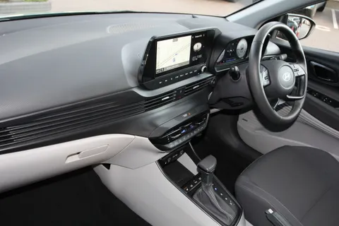 EA74CRZ Hyundai Bayon 1.0 TGDi Ultimate 5dr DCT Thumbnail #3